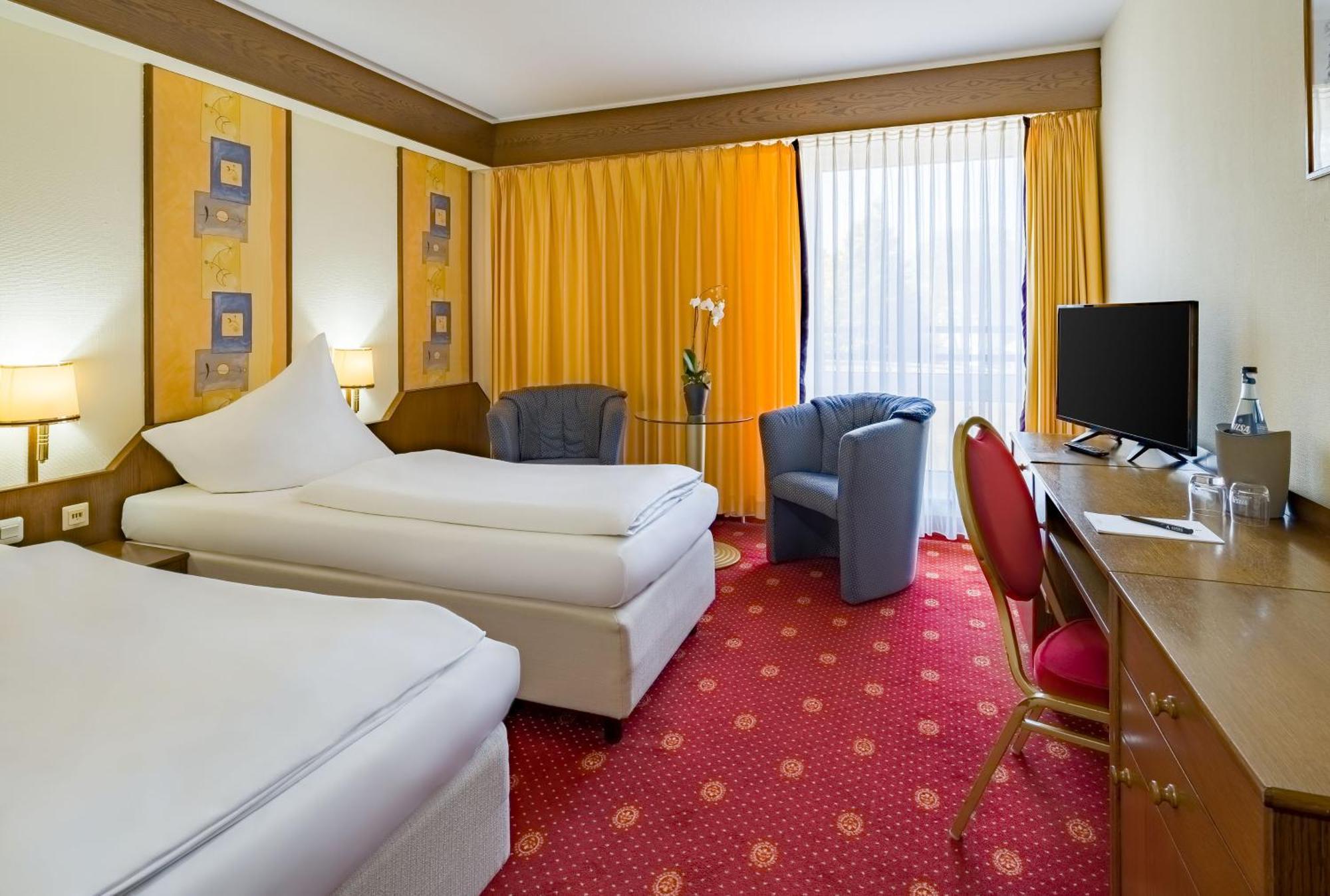 Aspire Oldenburg, Trademark Collection By Wyndham Luaran gambar